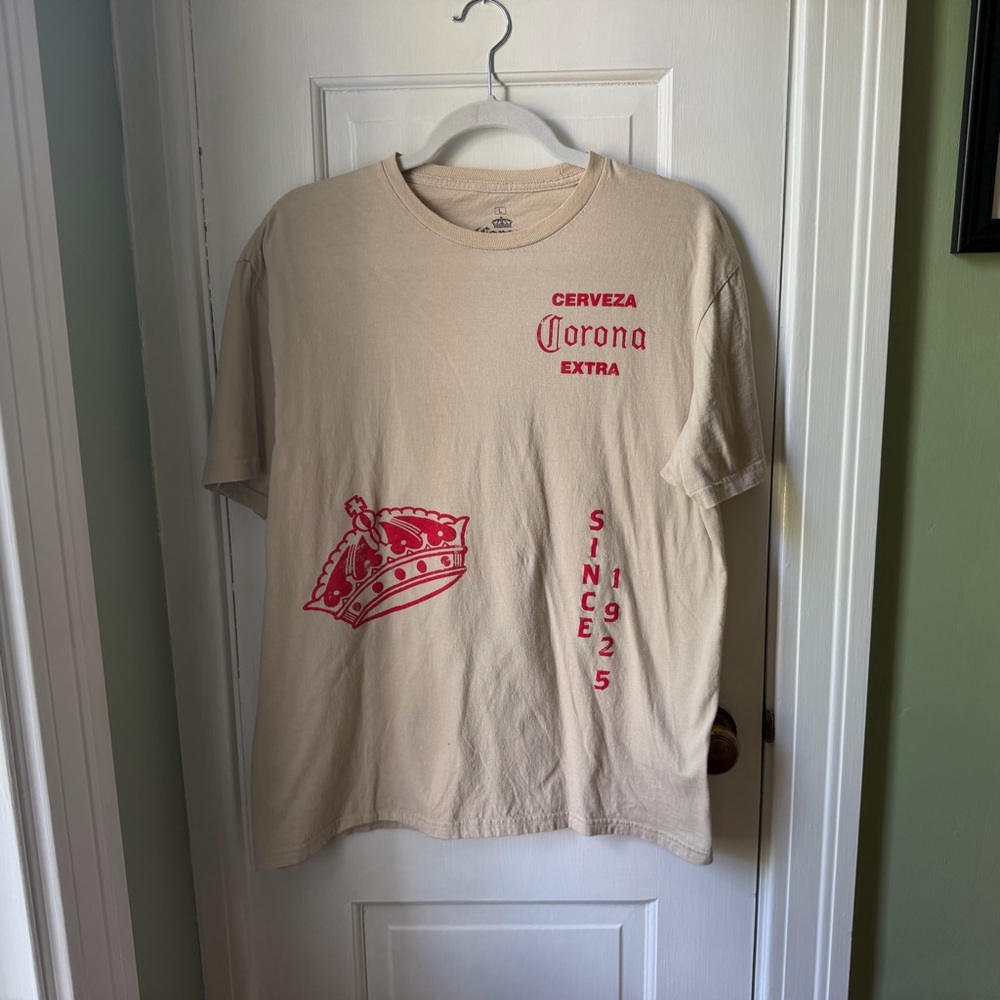 Corona Neutral Crewneck Graphic Tee Size Large